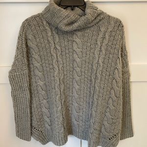 Mimi’s‎ Gray chunky sweater OS